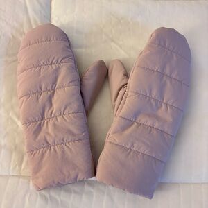 Love & Lore Quilted Puffer Mittens in Dusty Pink Sz XS